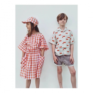 siblings duo ready for summer holidays❤️thank you @coosje_and_julius for this amazing shot  #forkids #summeroutfit #kidstop #kidsshorts #milestreetfriends #kamosizmilejulice #milekidsclothing #madeinslovakia